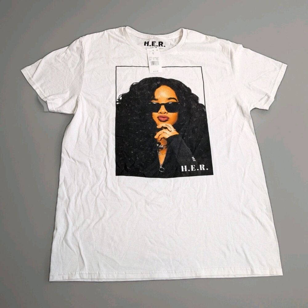 H.E.R. Basic Box Graphic Artist Singer Tee Shirt Men's Large NWT Rap Hip Hop